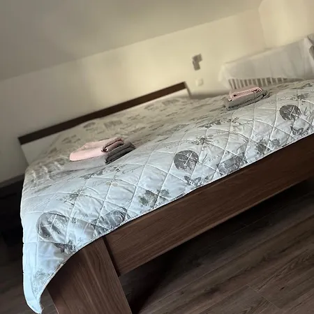 Apartma Tri Planike Mojstrana