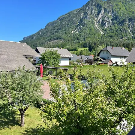 Apartma Tri Planike * Mojstrana